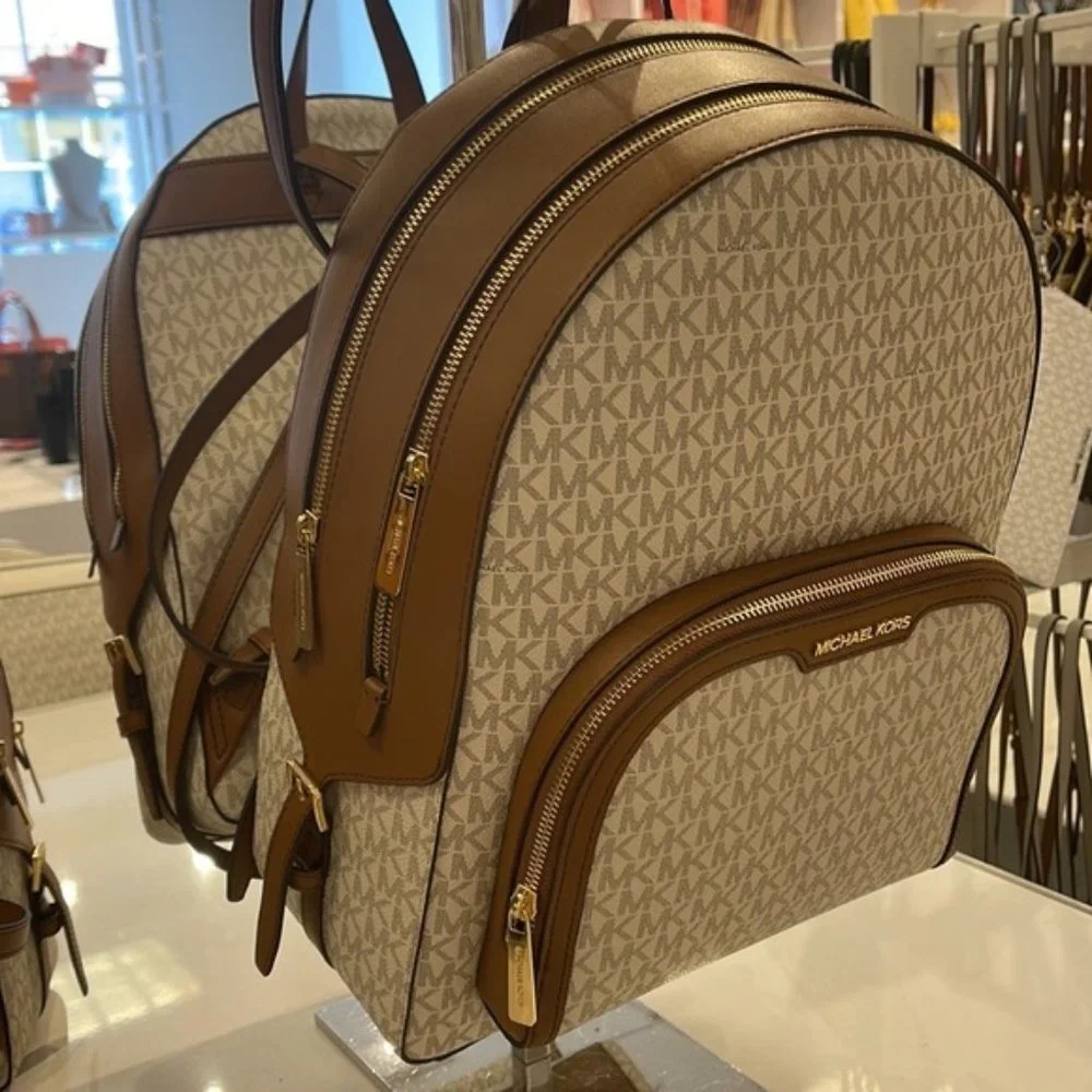 Michael Kors Jaycee Large Zip Pocket Backpack Vanilla
